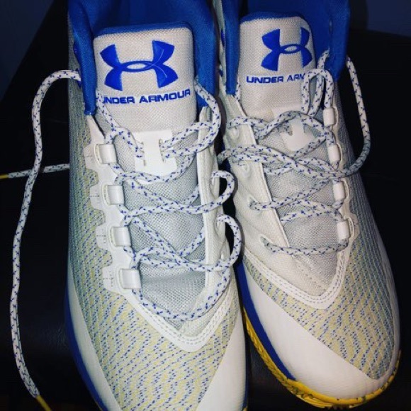 Stephen curry under armour shoes - Picture 1 of 2